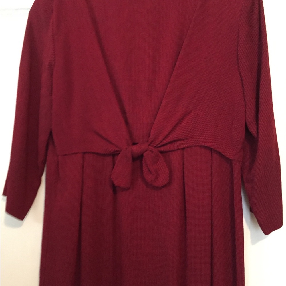 Dress - Picture 5 of 7